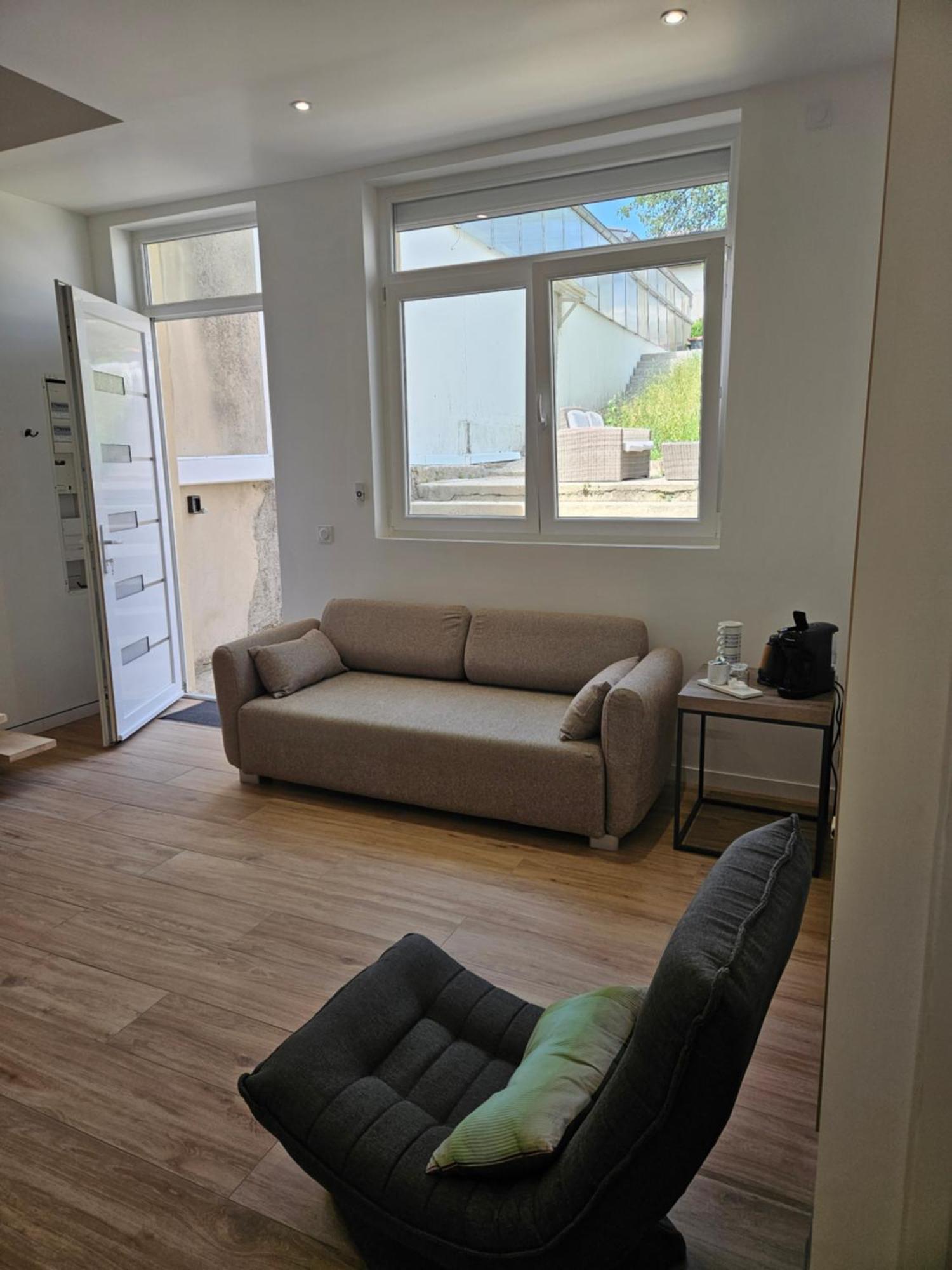 Petite Maison, Centre * Oyonnax
